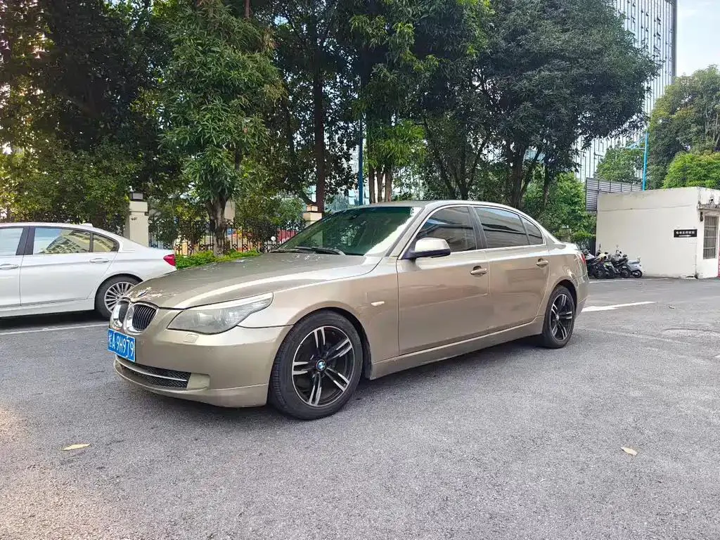 BMW 5 Series 5 Series 2010 523Li Leading Edition — photo 1