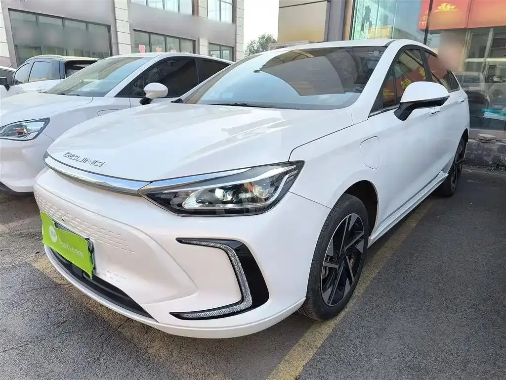 BAIC Motor BAIC Beijing EU5 PLUS 2021 R600 Premium Edition — photo 1