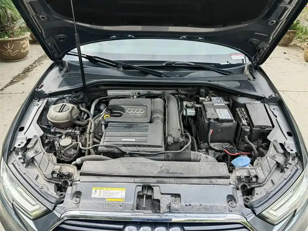 Audi A3 A3 2019 Limousine 35 TFSI Sports National VI — View photo 5