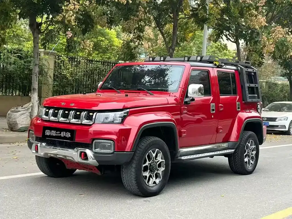 BAIC ing Off-road Beijing BJ40 2018 PLUS 2.3T Automatic 4WD Premium Edition (National V Emission Standard) — photo 1