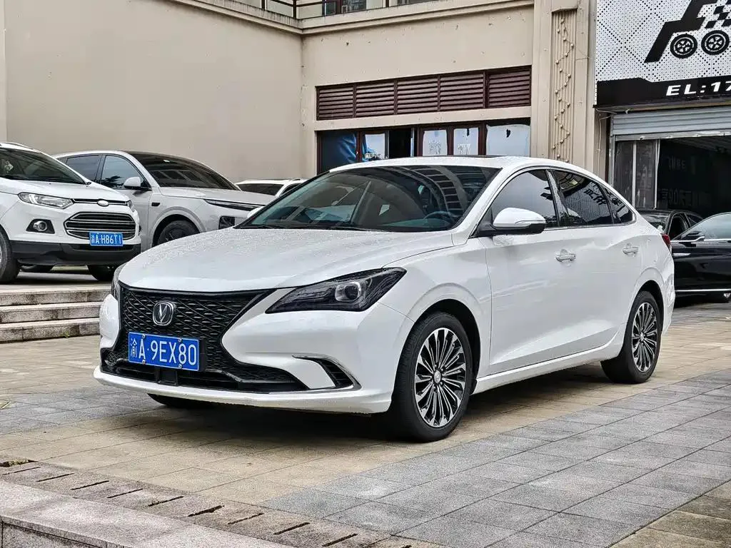 Changan Eado 2019 Eado Blue Whale Edition 280T GDI DCT Light Speed — photo 1