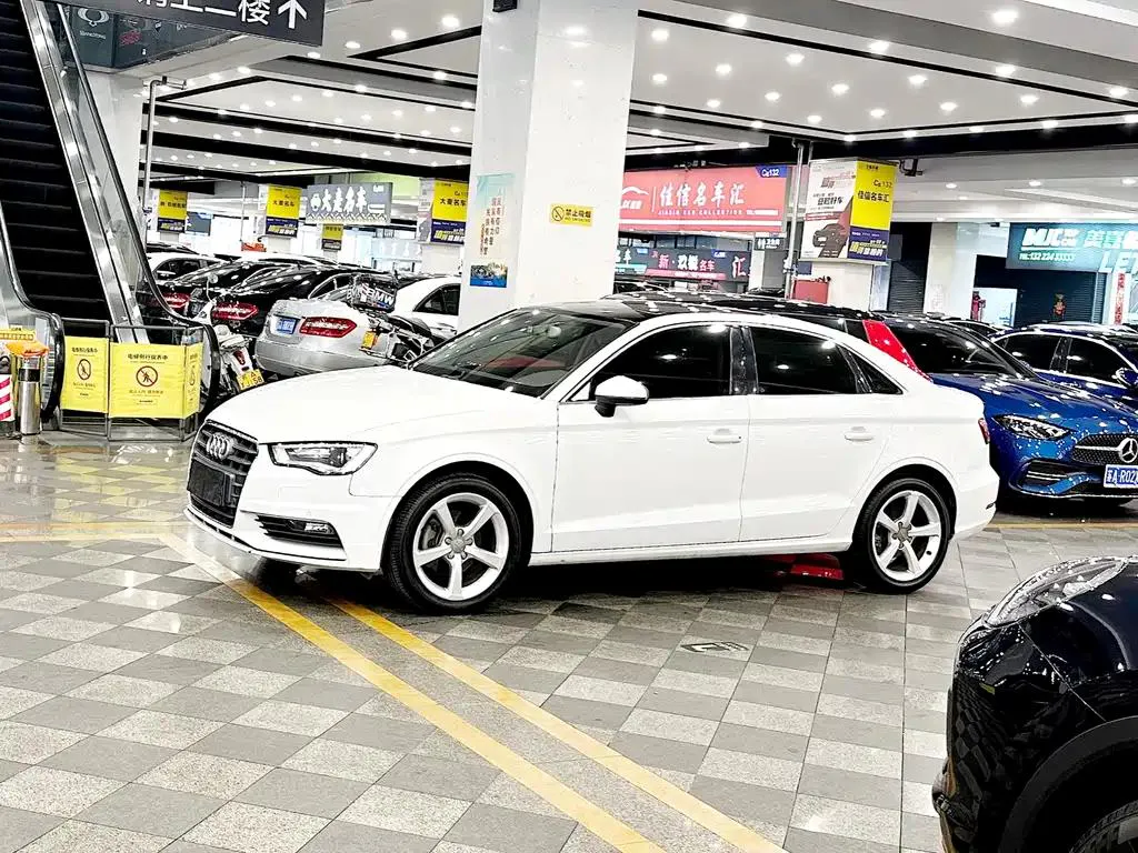 Audi A3 A3 2014 Limousine 35 TFSI Automatic Comfort — photo 1