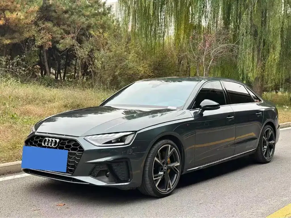 Audi A4L A4L 2024 40 TFSI Luxury Dynamic Edition (Starry Night Edition) — photo 1