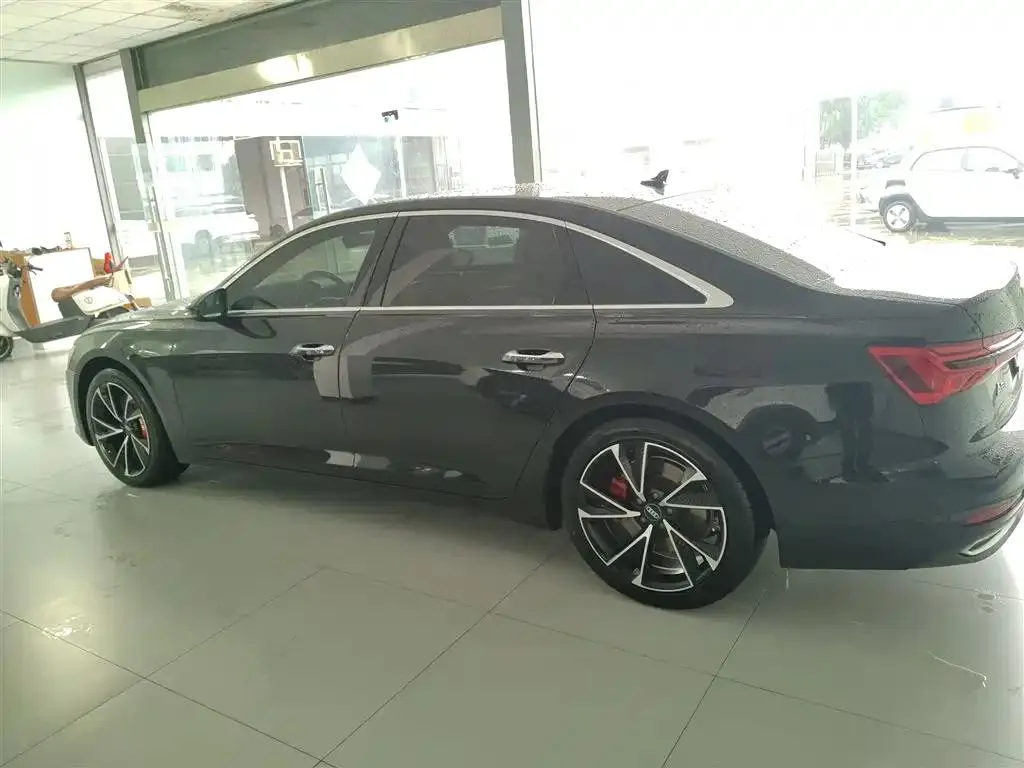 Audi A6L A6L 2019 55 TFSI quattro Premium Elegance Edition — عرض الصورة 5