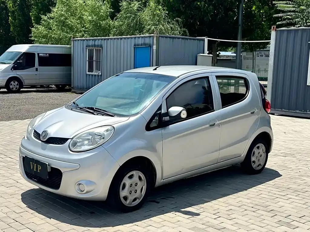 Changan Changan BenBen MINI — Silver / Gray