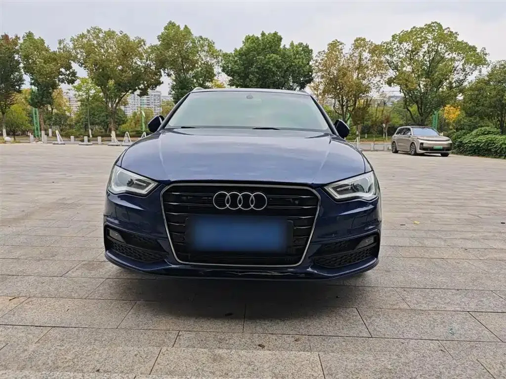 Audi A3 A3 (Imported) 2014 Sportback 40 TFSI S line Luxury — Смотреть фото 3