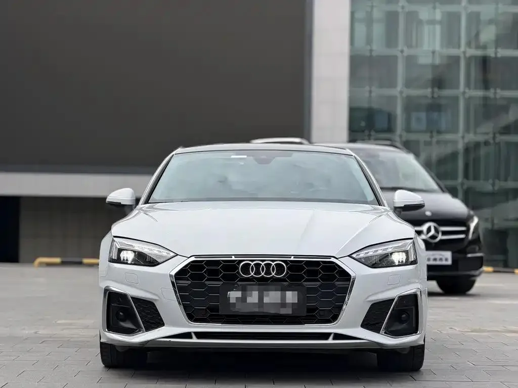 Audi A5 A5 (Imported) 2023 Sportback 40 TFSI Stylish Dynamic Edition — Ver foto 2