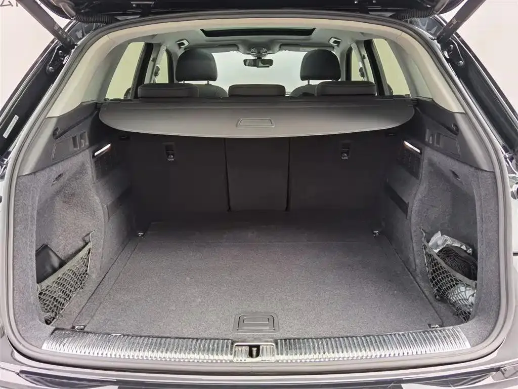 Audi Q5L Q5L 2021 40 TFSI Stylish and Elegant — Voir la photo 6