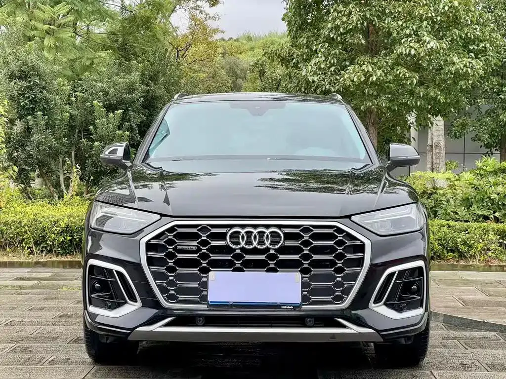 Audi Q5L Q5L 2021 40 TFSI Fashion Dynamic Edition — photo 1