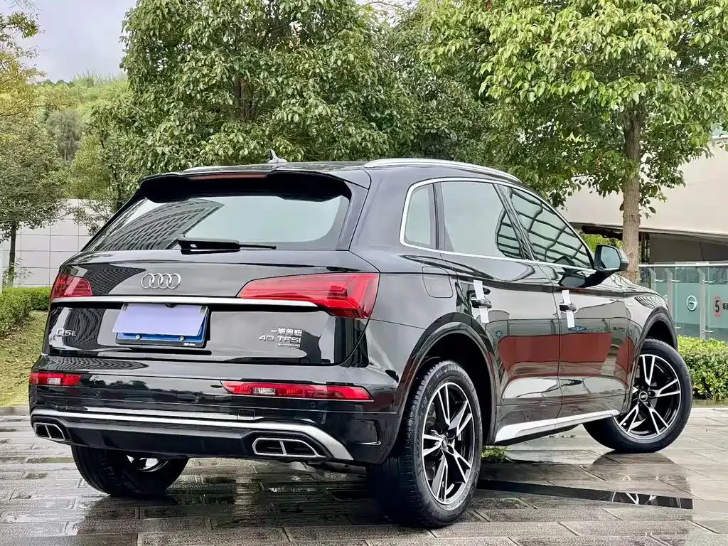 Audi Q5L Q5L 2021 40 TFSI Fashion Dynamic Edition — View photo 4