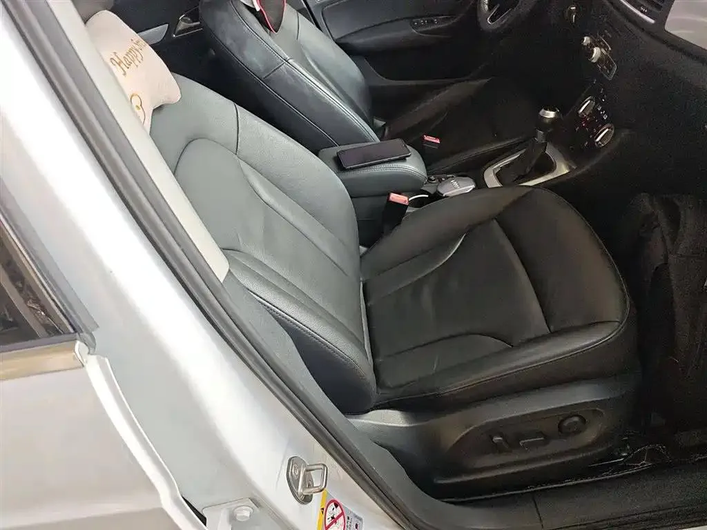Audi Q3 Q3 2016 30 TFSI Collector's Edition Comfort Edition — View photo 4