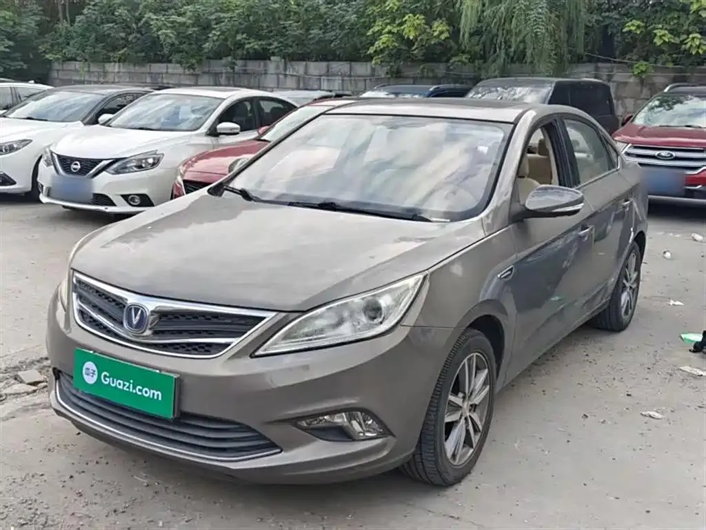 Changan Eado Eado 2015 1.6L Manual Luxury National V — photo 1