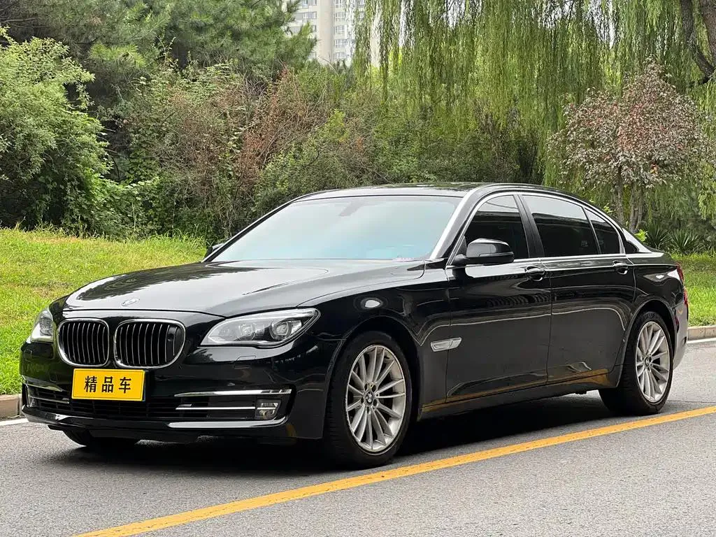 BMW 7 Series 7 Series 2013 740Li Luxury — photo 1