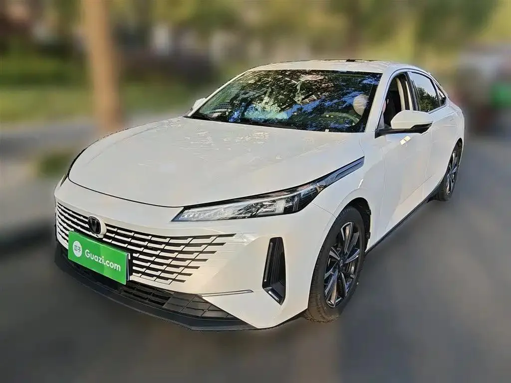 Changan Changan Yida — Branco