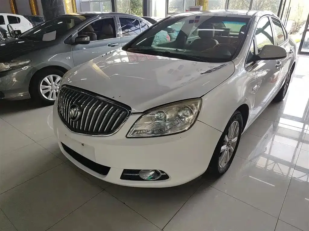 Buick Excelle GT Yinglang 2013 GT 1.6L Manual Comfort Edition — photo 1