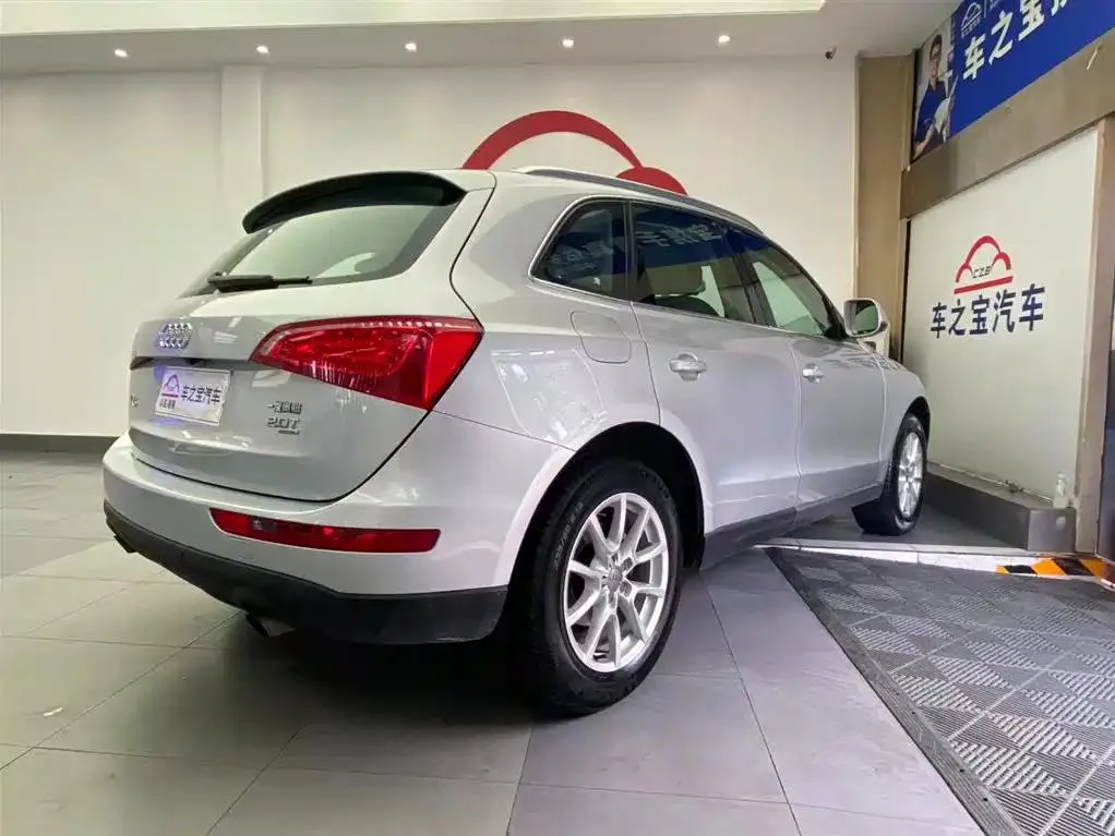 Audi Q5 Q5 2011 2.0TFSI Technology Edition — View photo 5