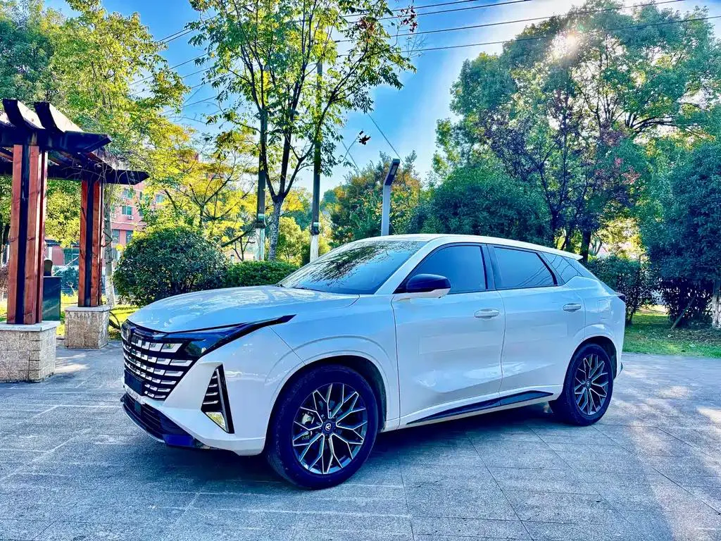 Changan Changan UNI-Z — Blanc