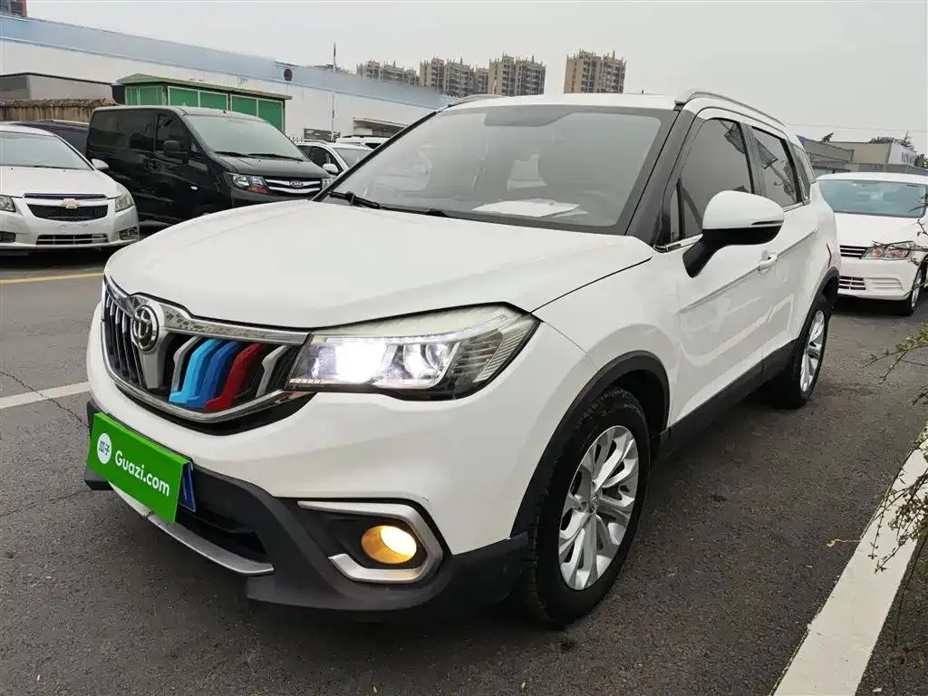 CMC V3 Zhonghua V3 2017 1.5L Manual Smart — photo 1
