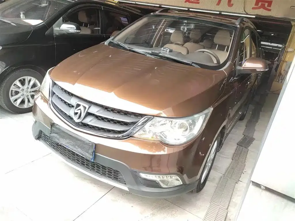 Baojun 730 730 2015 1.8L Manual Comfort ESP Edition 7 Seaters — photo 1