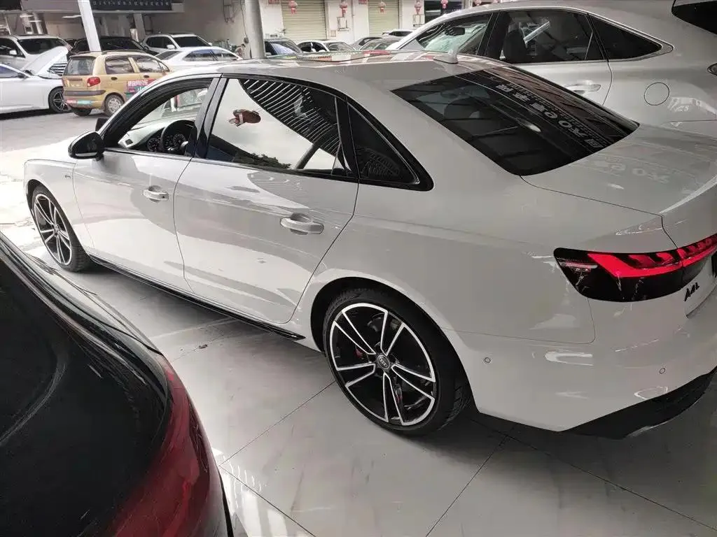 Audi A4L A4L 2024 45 TFSI quattro Selected Dynamic Edition — View photo 5