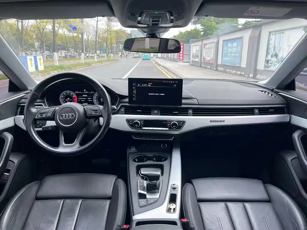 Audi A5 A5 (Imported) 2021 Sportback 40 TFSI quattro Luxury Dynamic Edition — عرض الصورة 5