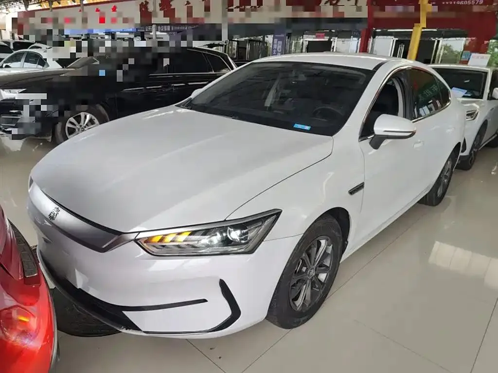 BYD Qin PLUS Qin PLUS 2021 EV 400KM Leading Edition — photo 1