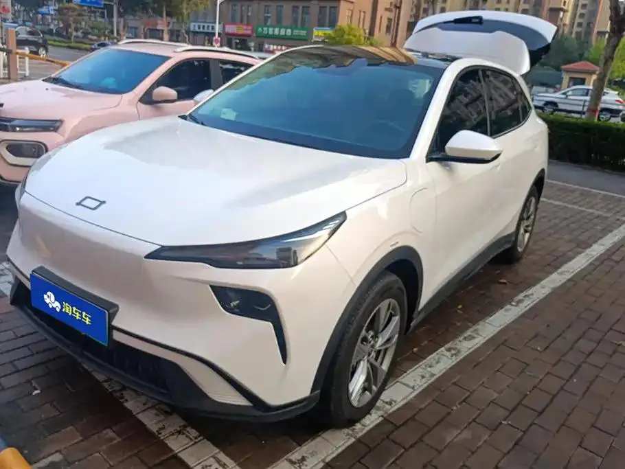 Bestune Yueyi 03 Yueyi 03 2025 Model 565km Enjoy Edition — photo 1