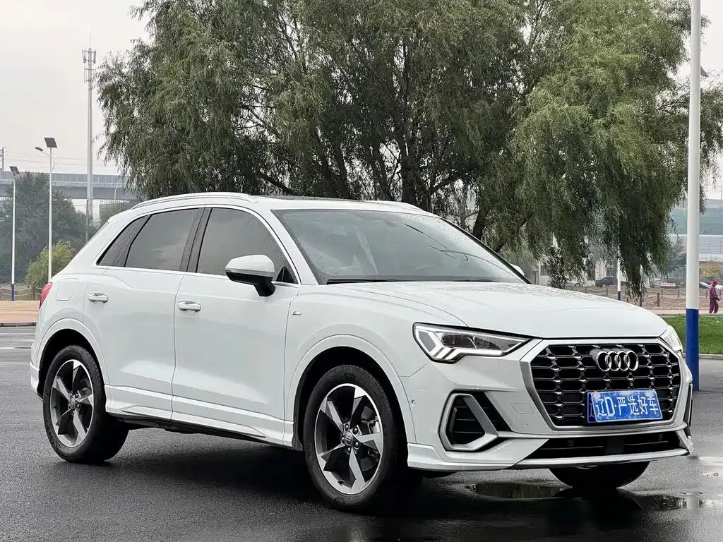 Audi Q3 Q3 2021 35 TFSI Stylish Dynamic Edition — View photo 3