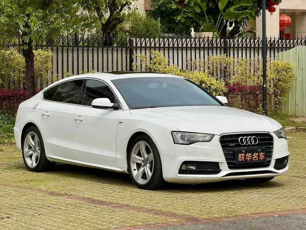 Audi A5 A5 (Imported) 2013 Sportback 50 TFSI quattro — عرض الصورة 3