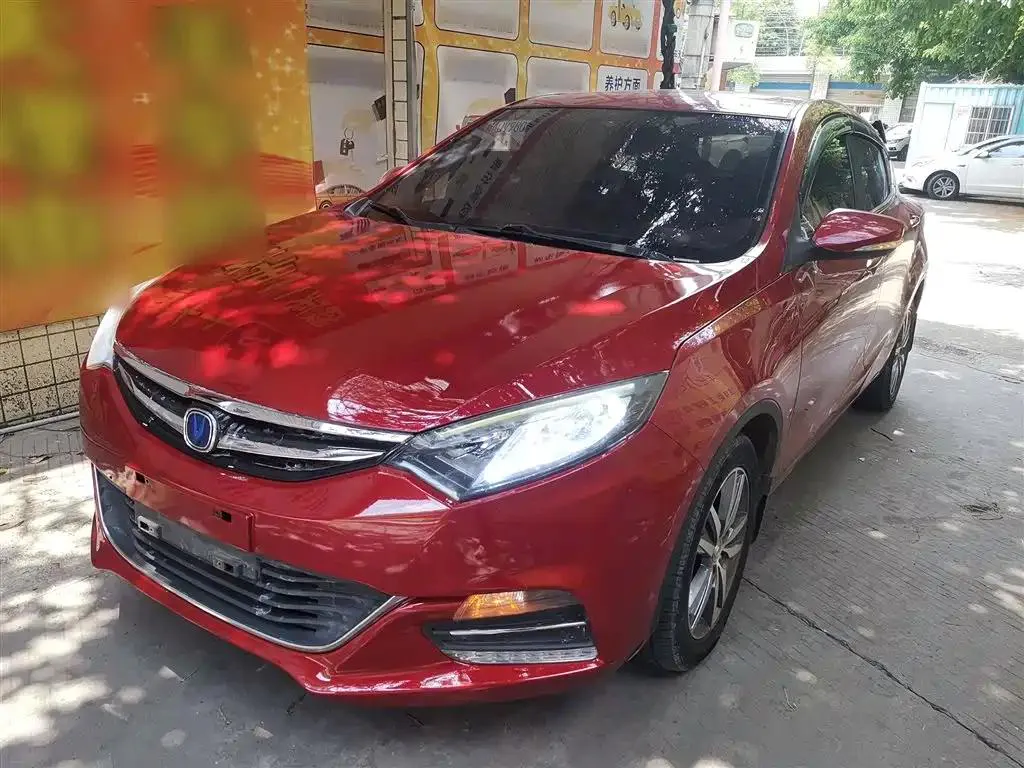 Changan Changan Eado XT — Red