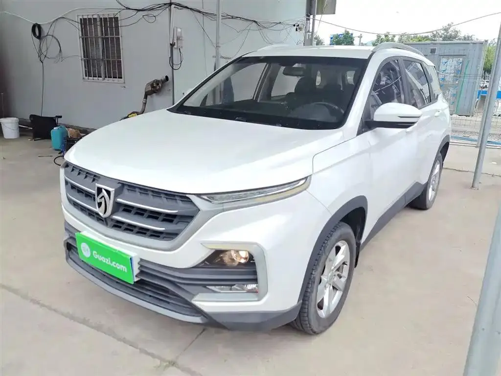 Baojun 530 530 2018 1.8L Automatic Elite National V — photo 1