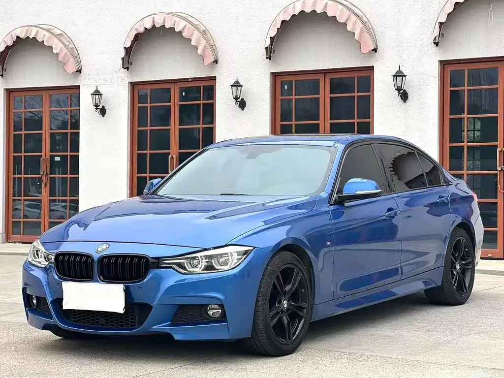 BMW 3 Series 3 Series 2017 330i M Sport — photo 1