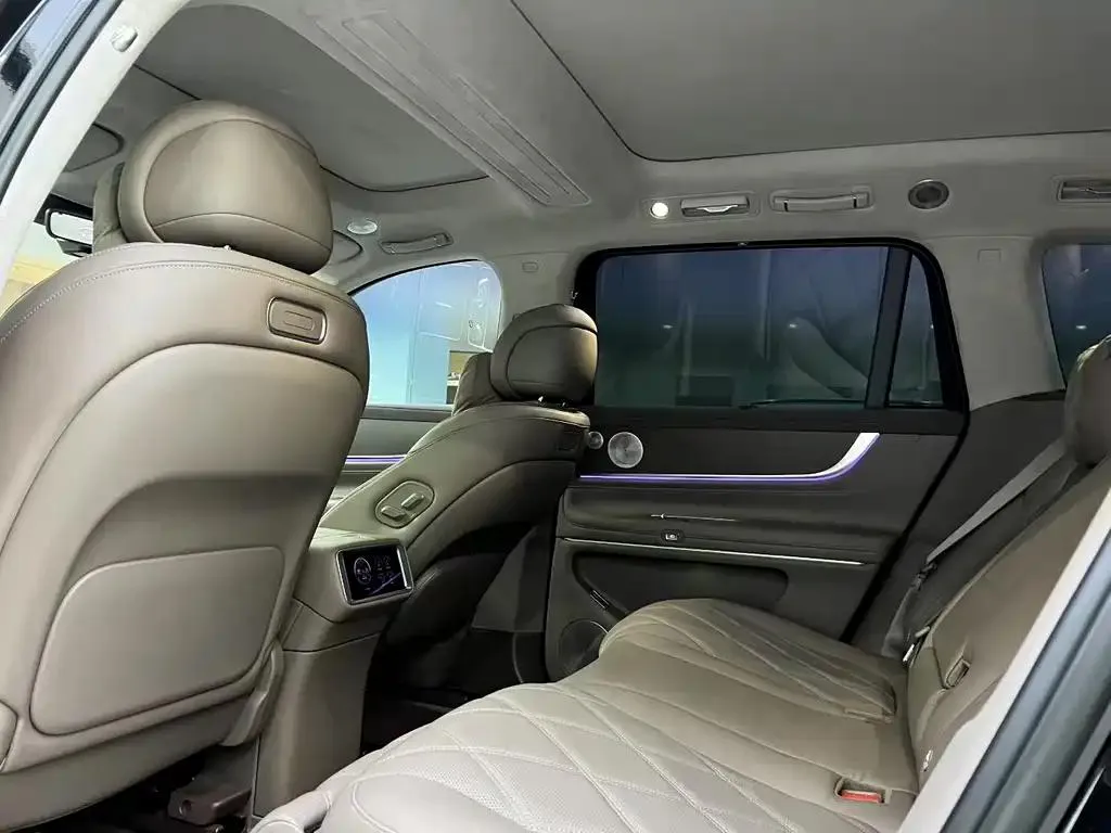 AITO M9 Wenjie M9 2025 Extended Range Ultra Edition 52kWh 5-Seater — Ver foto 5