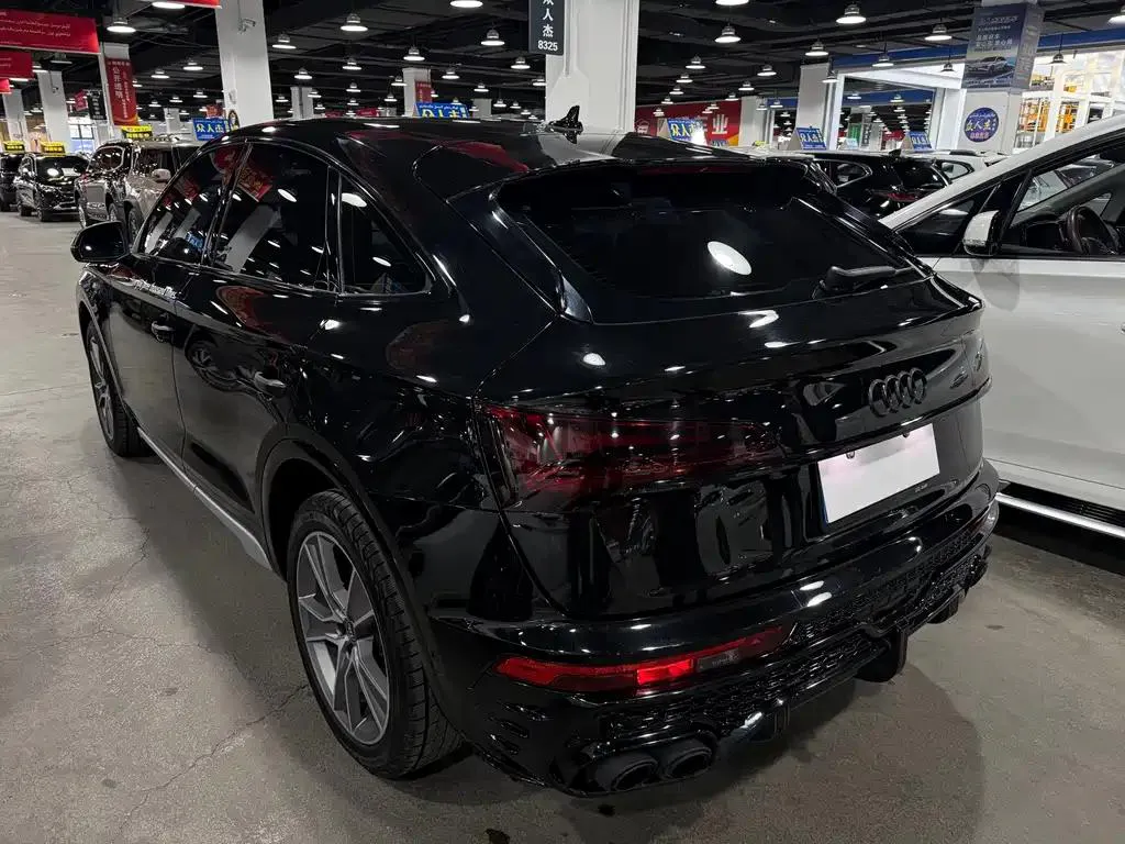 Audi Q5L Sportback Q5L Sportback 2022 Model 45 TFSI Luxury Edition — عرض الصورة 6