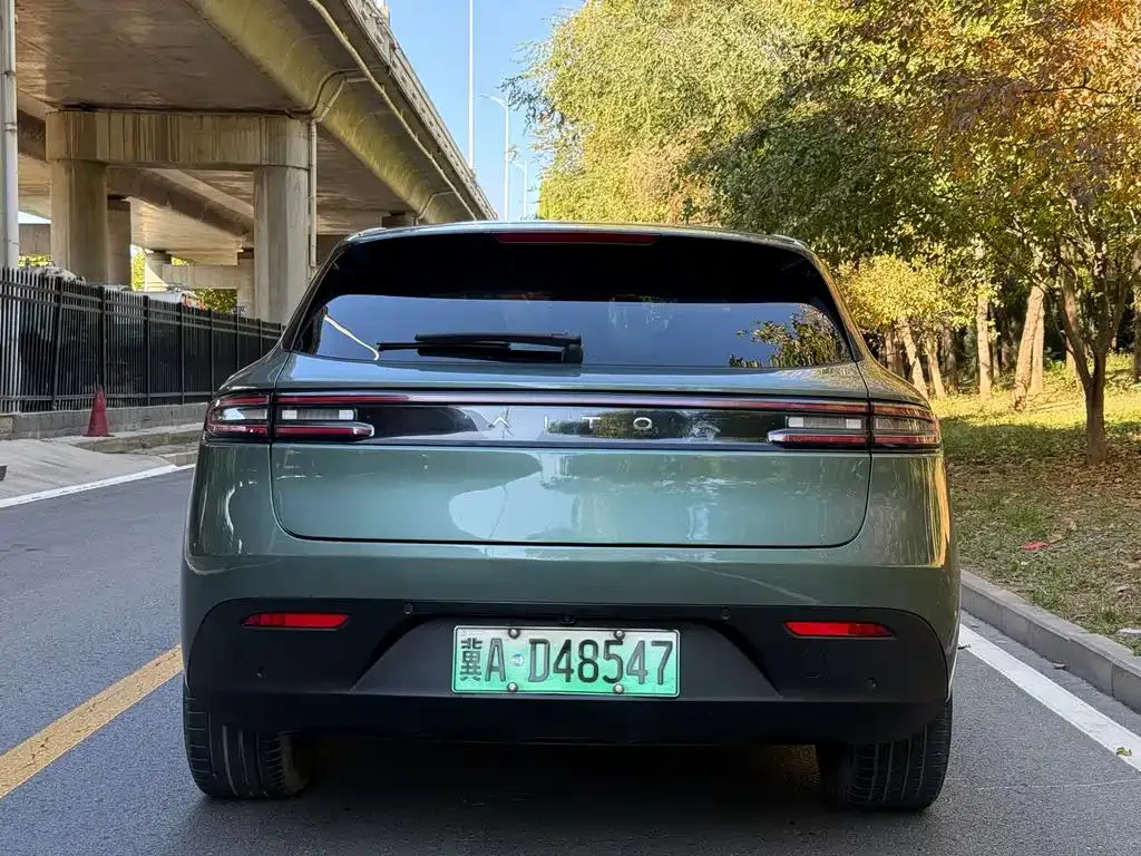 AITO M5 M5 2022 pure electric rear-wheel drive standard version — Ver foto 4