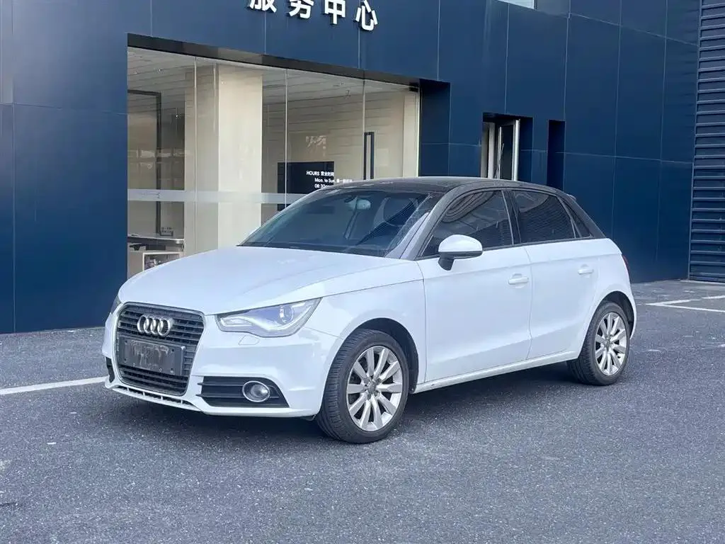 Audi Audi A1 — Blanc