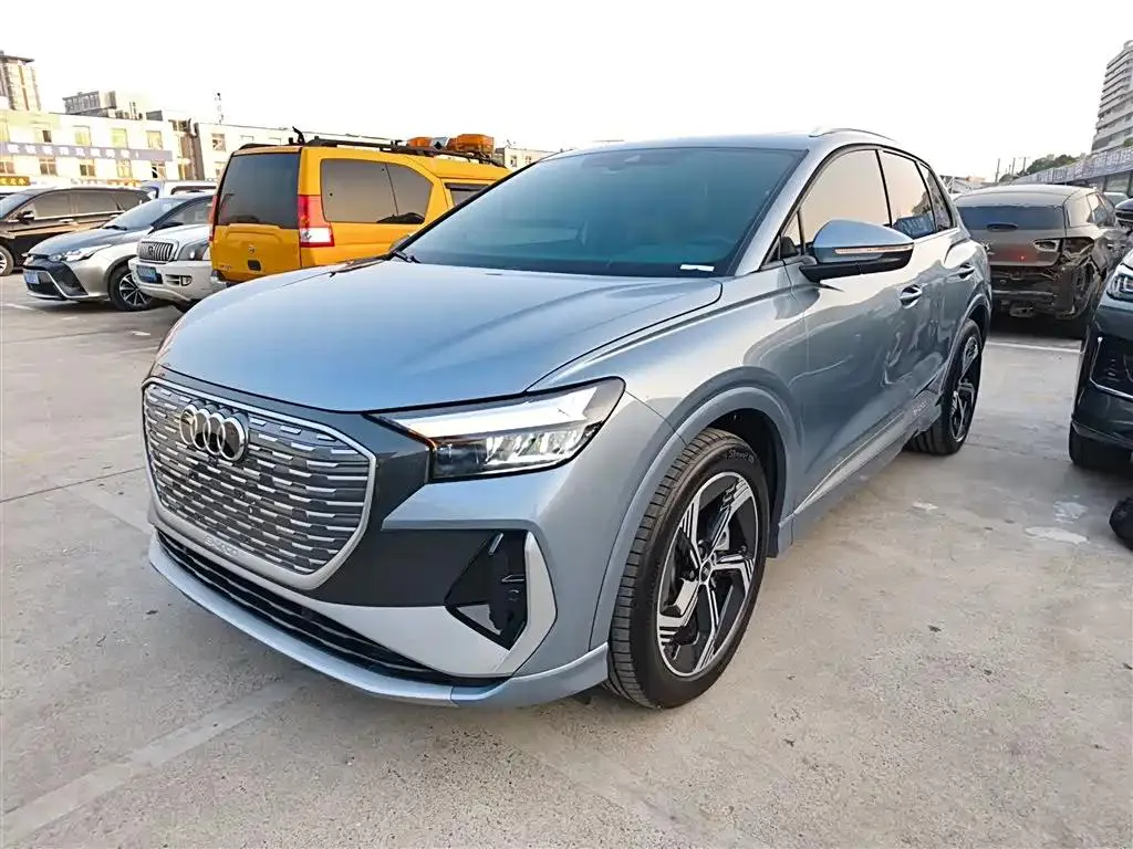 Audi Q4 e-tron Q4 e-tron 2024 40 e-tron Creative Edition — photo 1