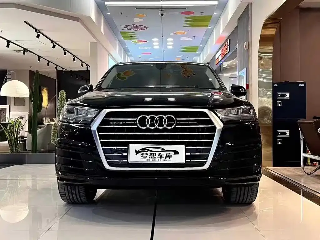 Audi Q7 Q7 2018 45 TFSI Technology Edition — photo 1