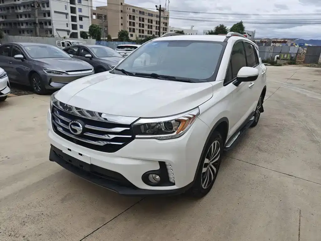 GAC Trumpchi Trumpchi Trumpchi GS4 New Energy 2017 1.5L PHEV Premium Edition — photo 1