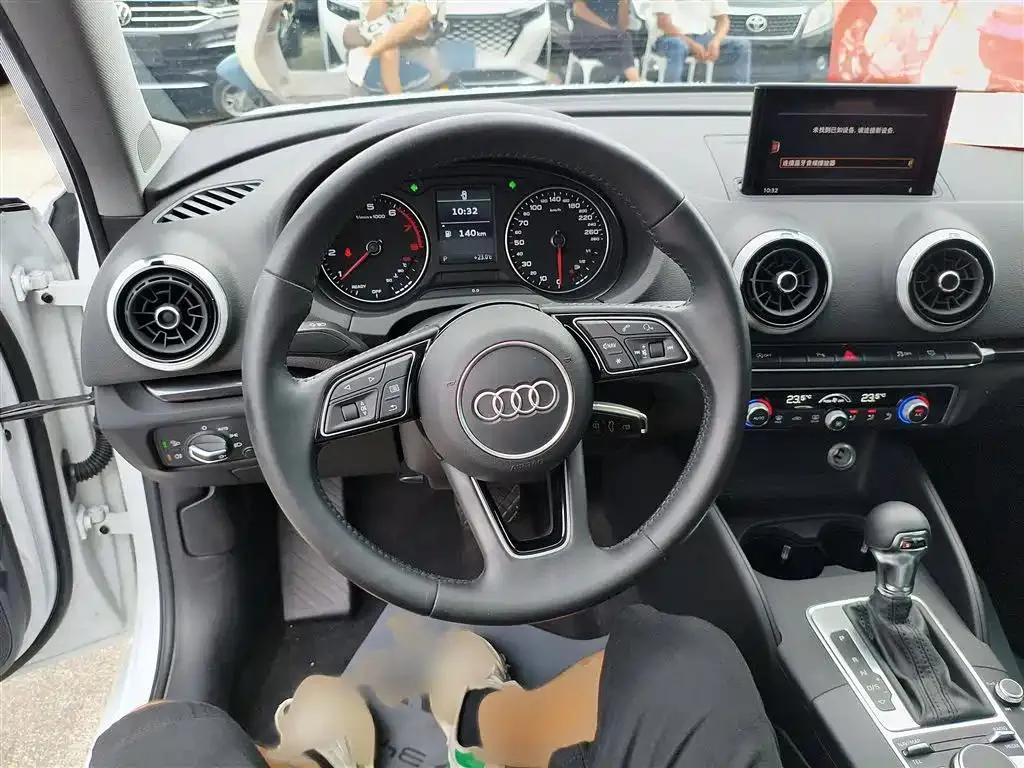 Audi A3 A3 2019 Sportback 35 TFSI Fashionable National V — Ver foto 3
