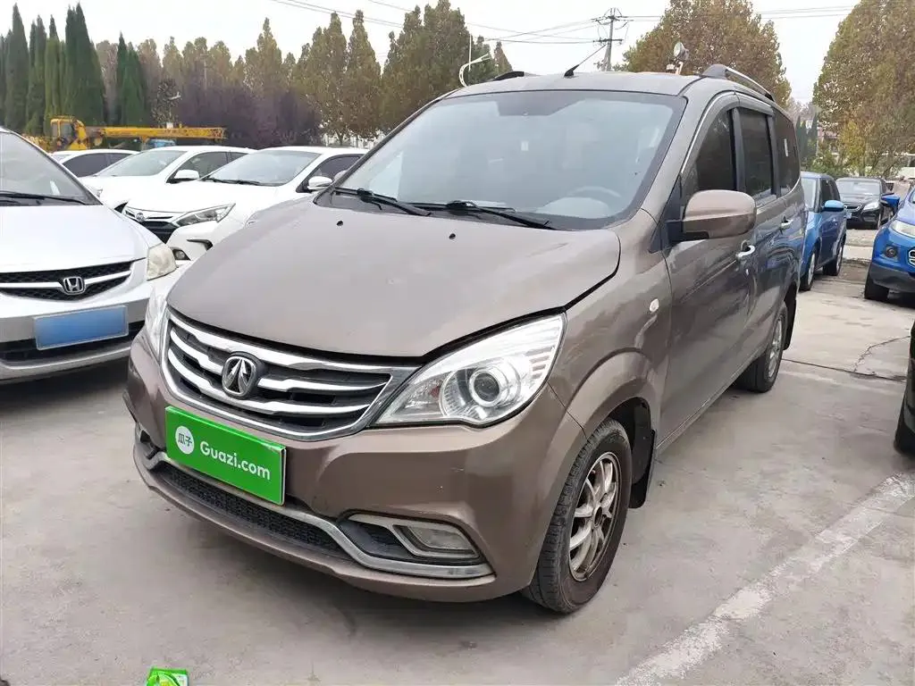 BAIC BAIC Weiwang Weiwang — أصفر