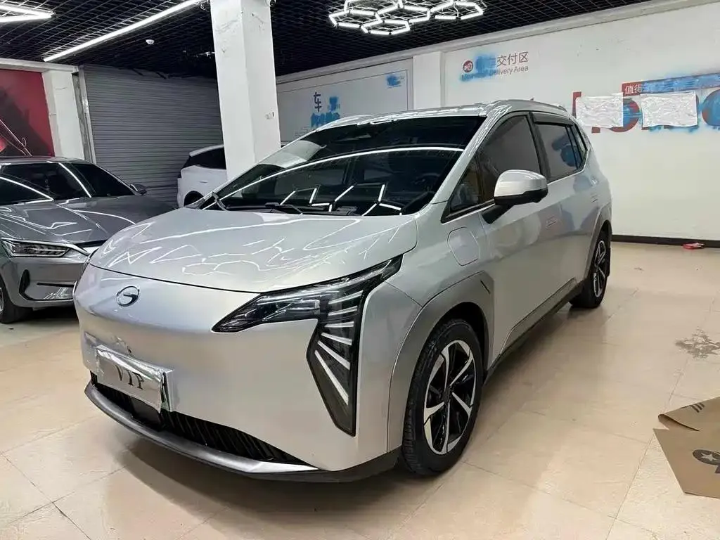 Aion AION Y Y 2023 Y Business Edition — View photo 3