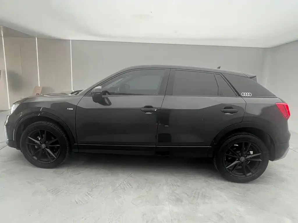Audi Q2L Q2L 2021 35 TFSI Stylish and Elegant — Ver foto 4