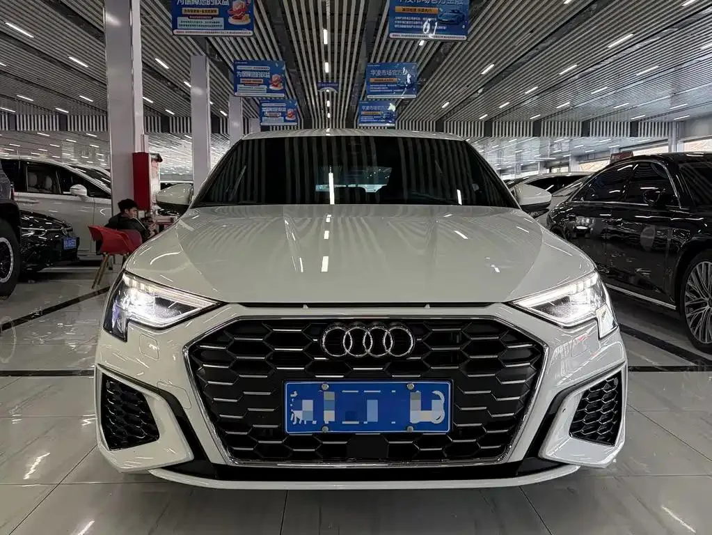 Audi A3 A3 2024 Sportback 35 TFSI Progressive Sports — View photo 2