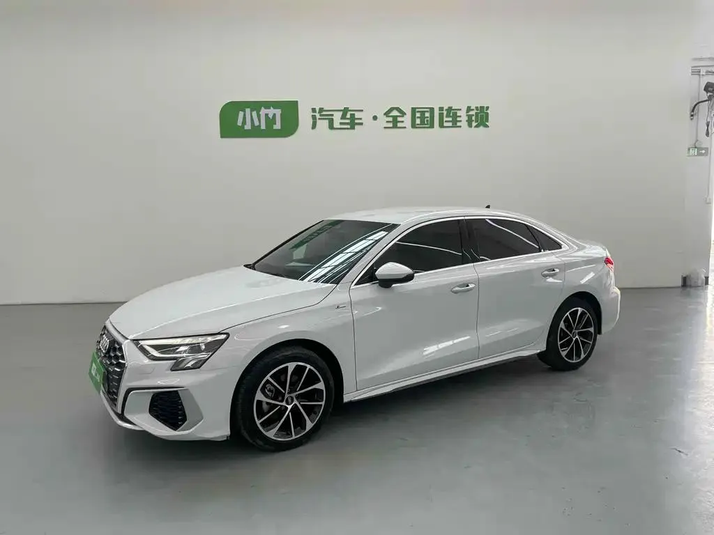 Audi Audi A3 — Blanc