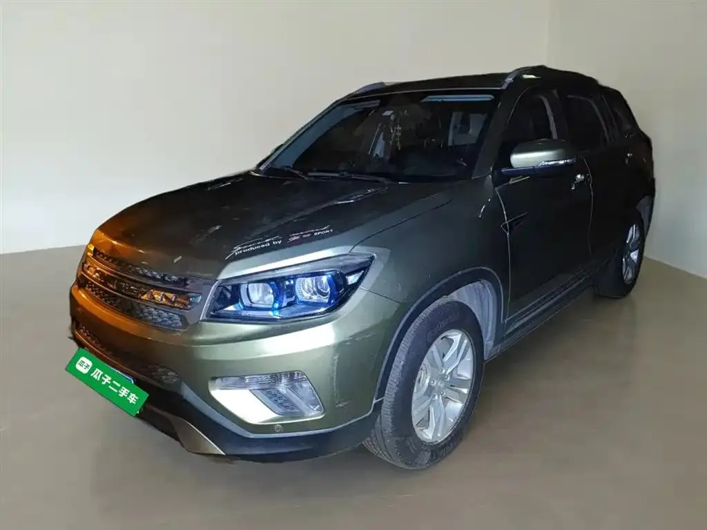 Changan CS75 CS75 2016 2.0L Manual Luxury Edition National IV — photo 1