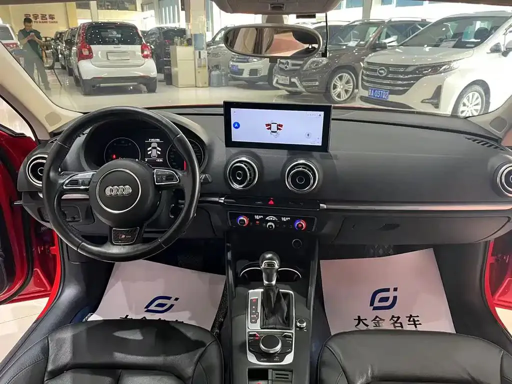 Audi A3 A3 2014 Sportback 35 TFSI Automatic Comfort — Voir la photo 4