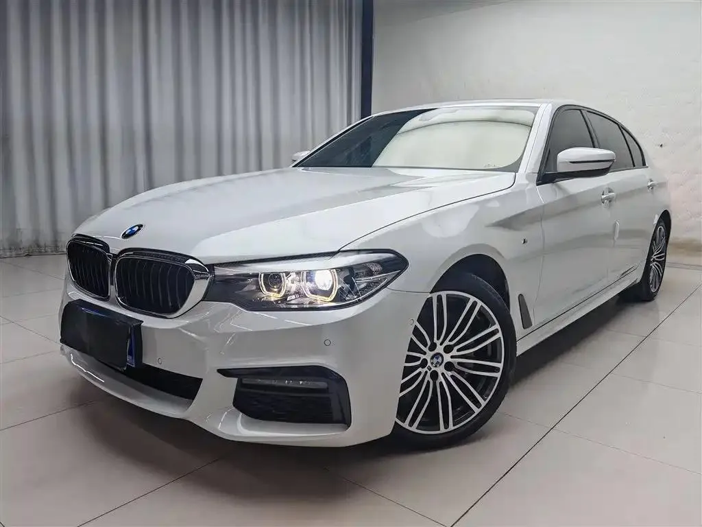BMW BMW 5 Series — Blanc