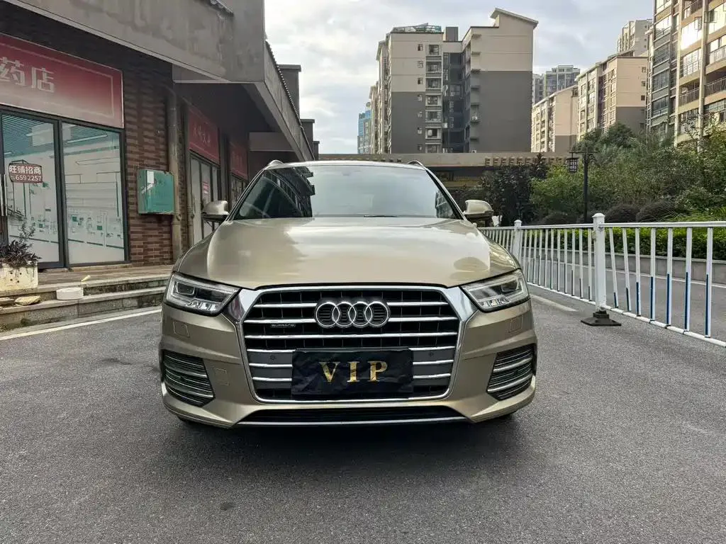 Audi Q3 Q3 2017 40 TFSI quattro full-time four-wheel drive sports model — photo 1