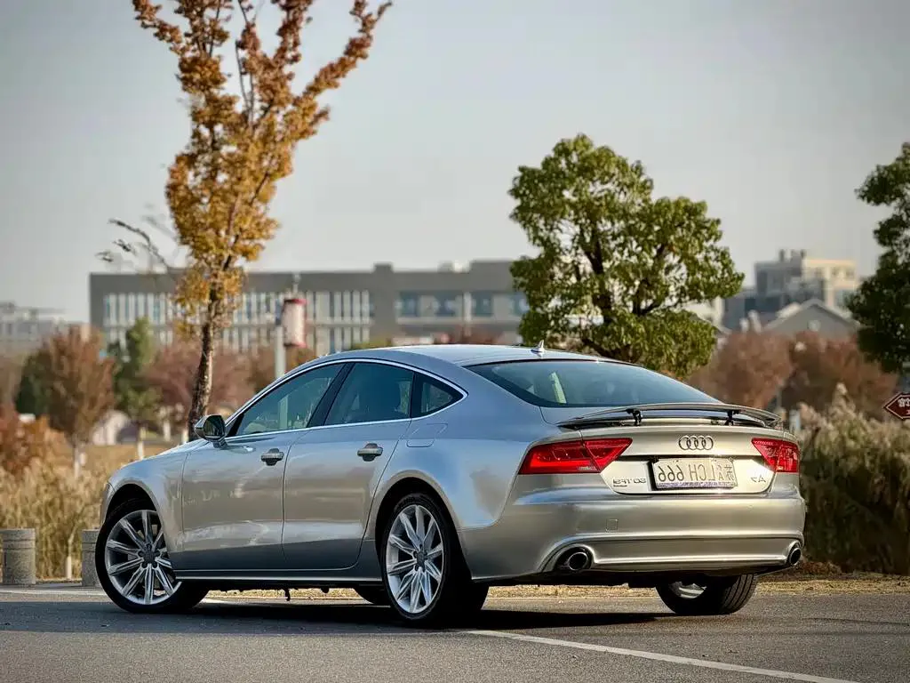 Audi A7 A7 2014 50 TFSI quattro Comfort Edition — Voir la photo 6